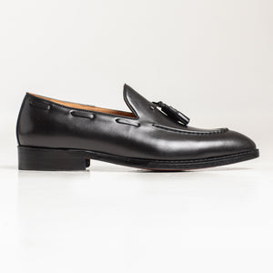 Beaver Tassel Loafer - Black